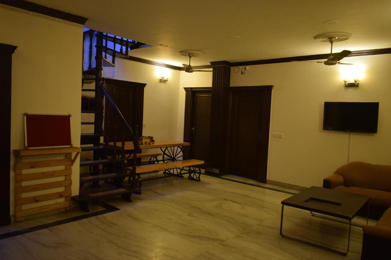 Bunkmates Hostel Ню Делхи Екстериор снимка
