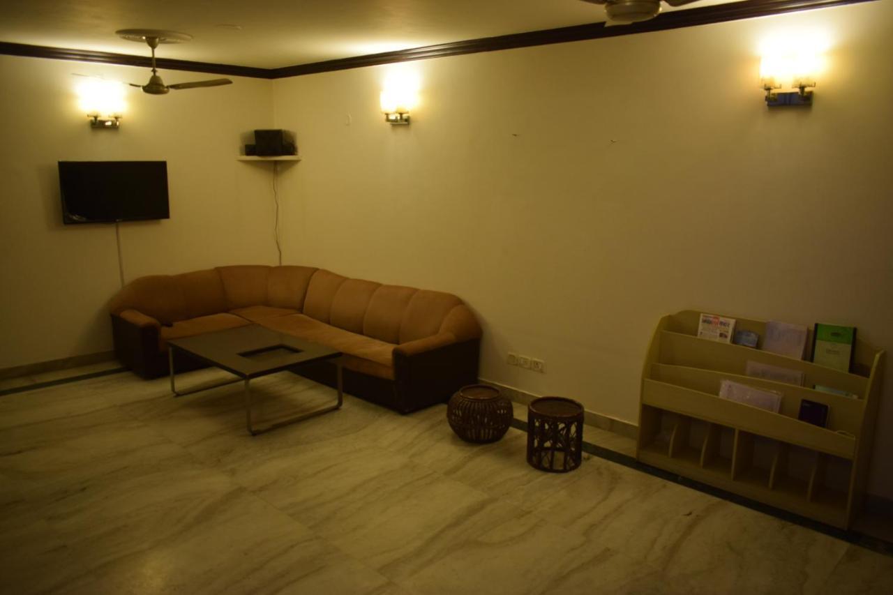 Bunkmates Hostel Ню Делхи Екстериор снимка