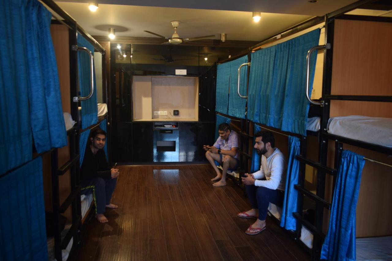 Bunkmates Hostel Ню Делхи Екстериор снимка